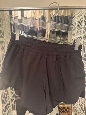 Black Women's Elastic Waist Running Shorts